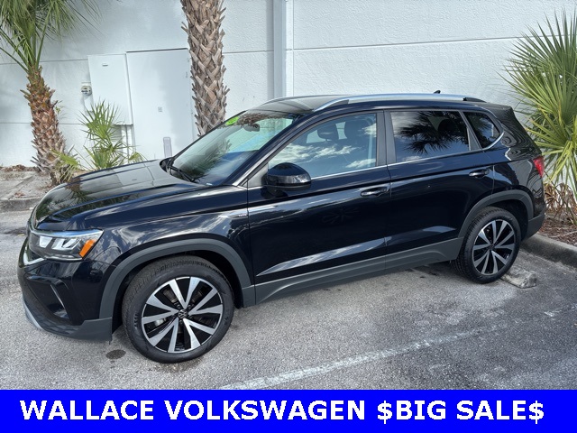 2024 Volkswagen Taos SE photo 3