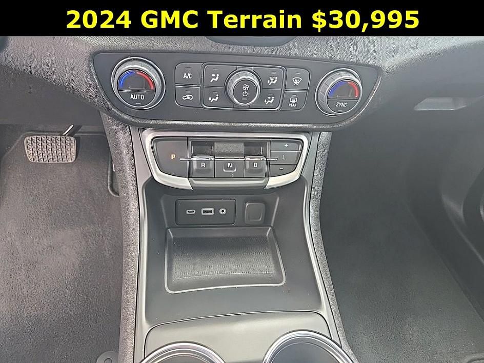 2024 Gmc Terrain SLE photo 15