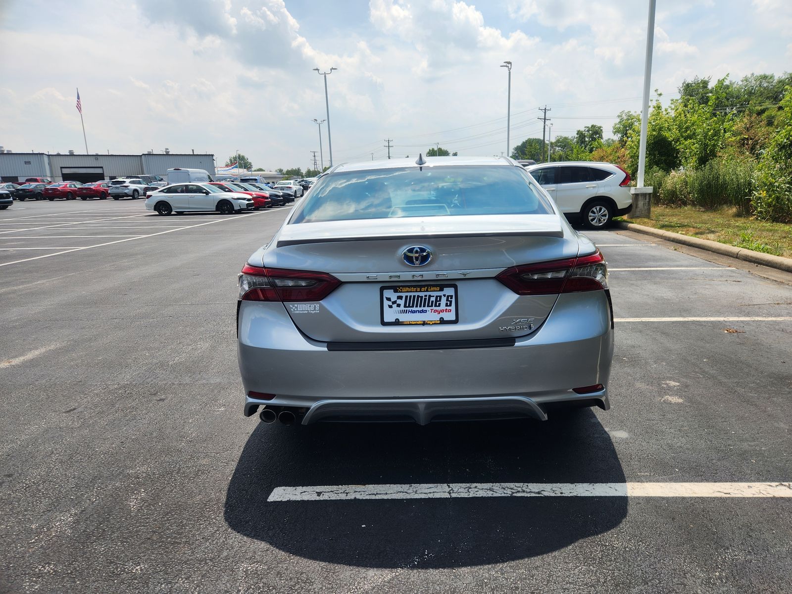 2022 Toyota Camry Hybrid XSE photo 4