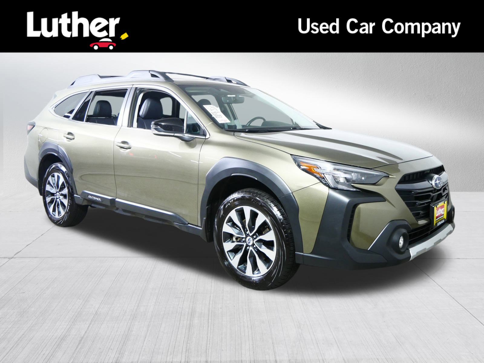 2025 Subaru Outback Limited's photo