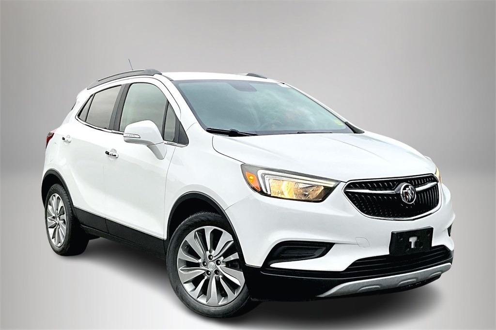 2017 Buick Encore Preferred's photo