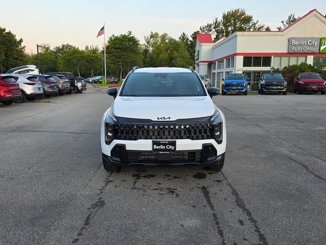 2026 Kia Sportage X-Line photo 2