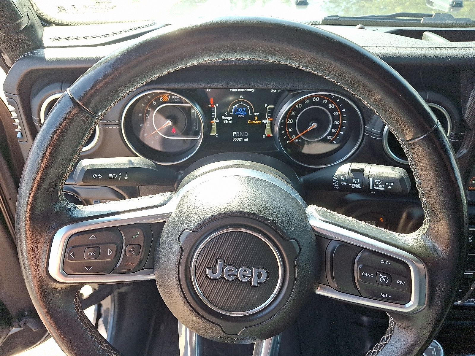 2022 Jeep Wrangler Unlimited Sahara photo 19