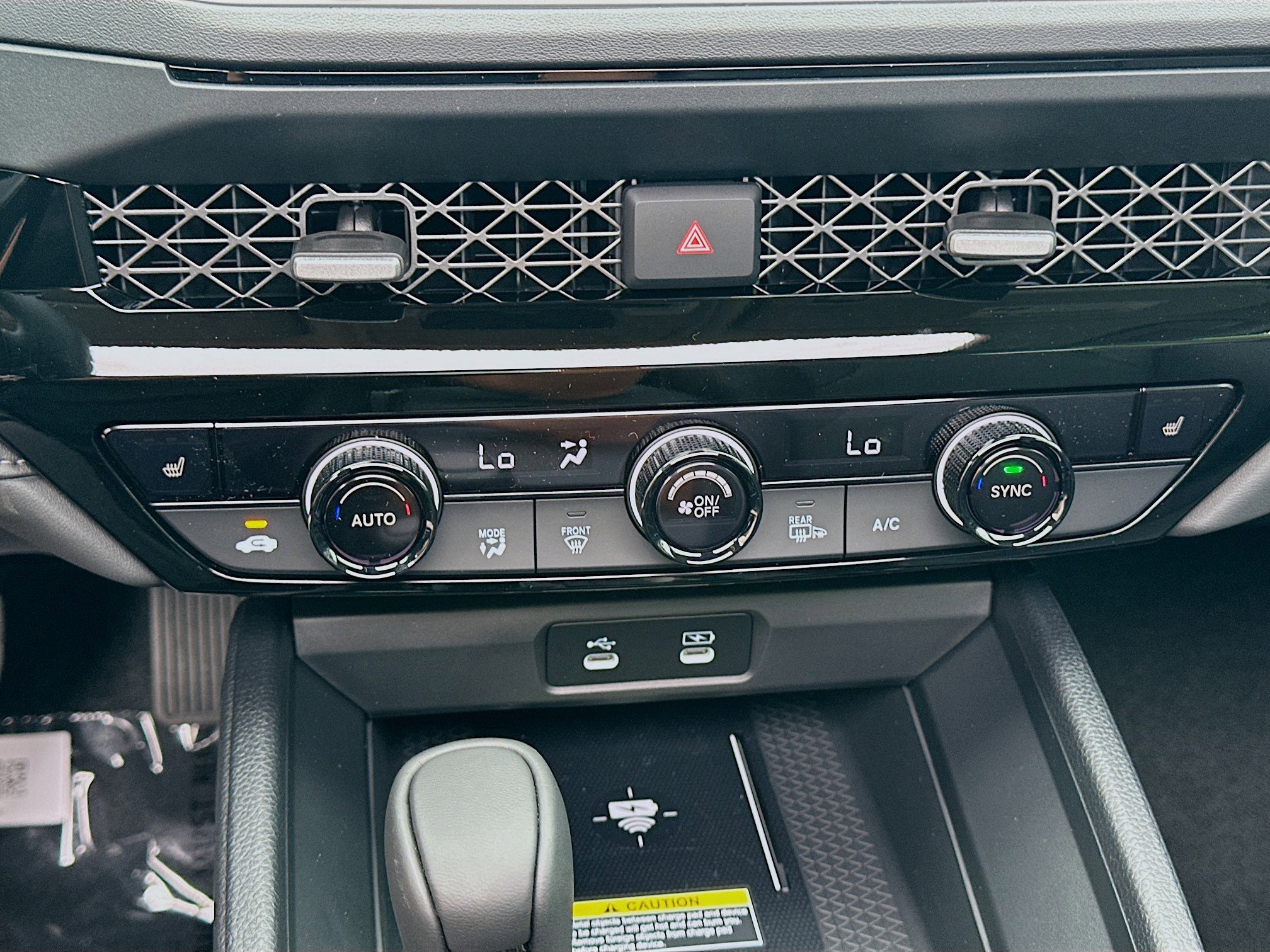 2025 Honda Accord Hybrid EX-L photo 12