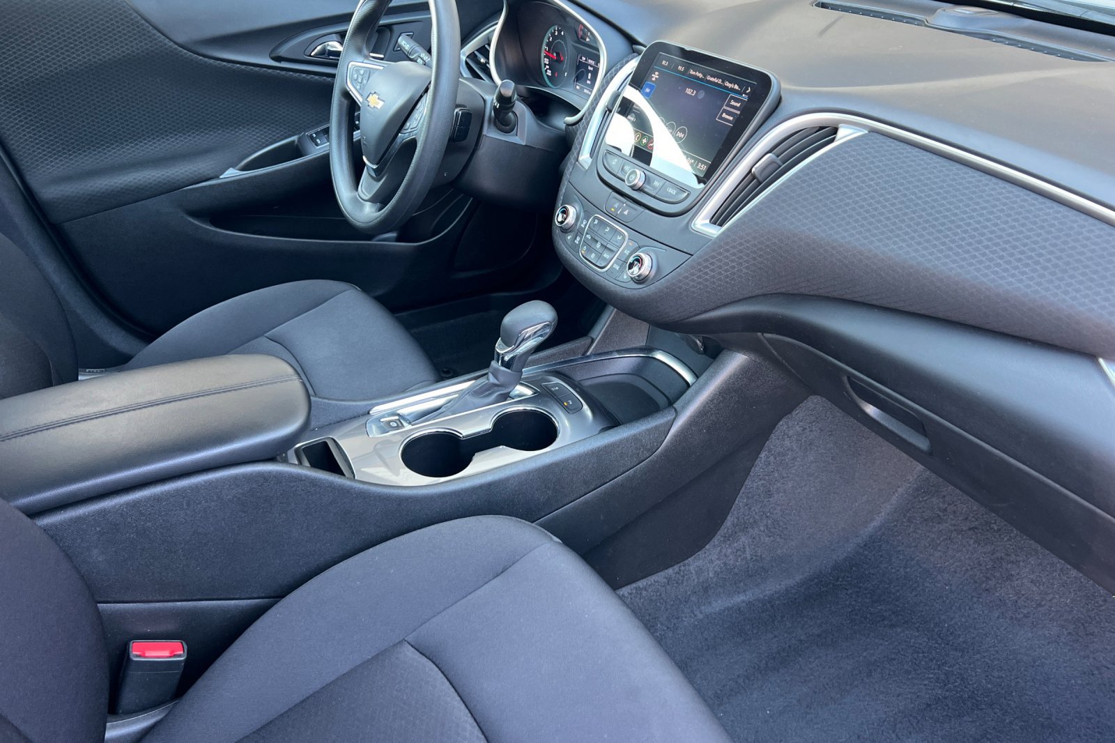 2024 Chevrolet Malibu 1LT photo 14