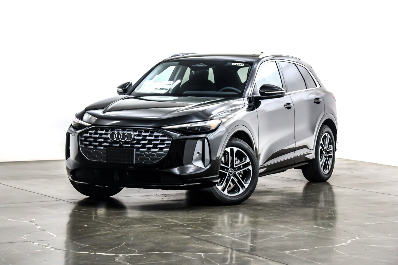 2025 Audi New Q5 Prestige's photo