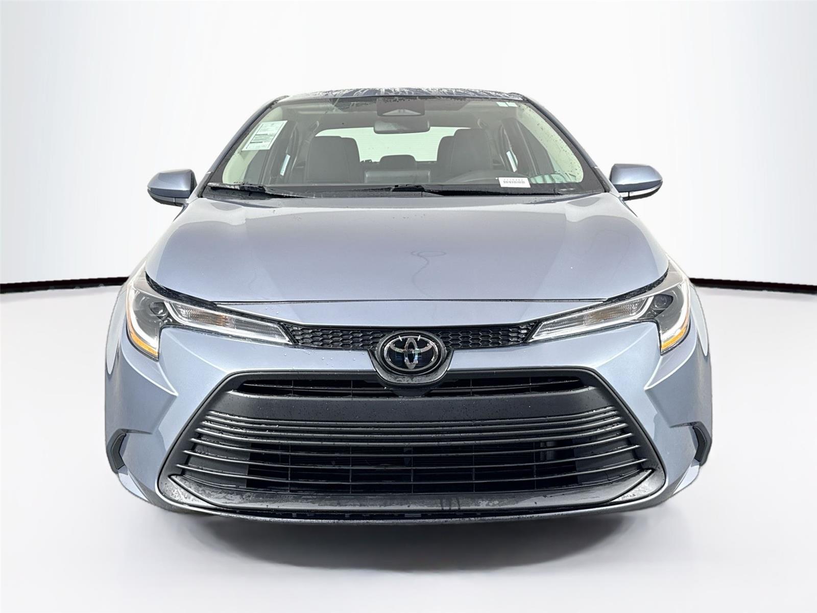 2024 Toyota Corolla LE photo 3
