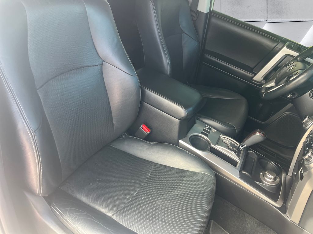 2015 Toyota 4Runner Limited photo 14