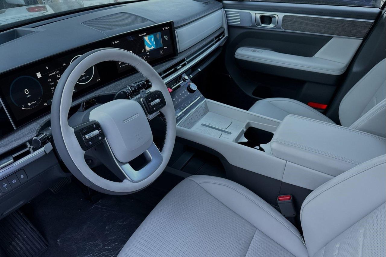2025 Hyundai Santa Fe Calligraphy photo 10