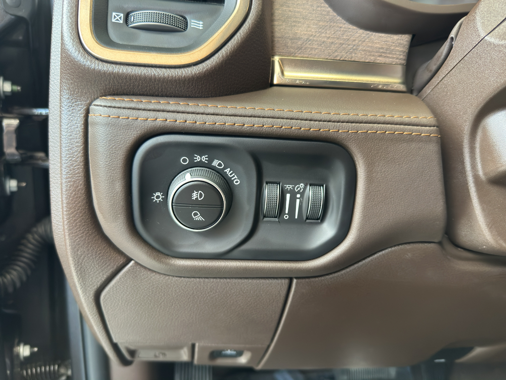 2025 Ram 2500 Longhorn photo 11
