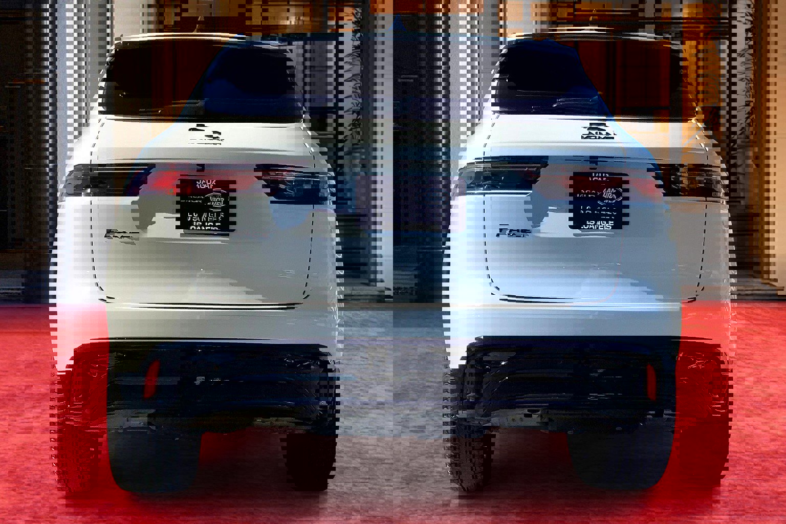 2022 Jaguar F-PACE P250 S photo 3