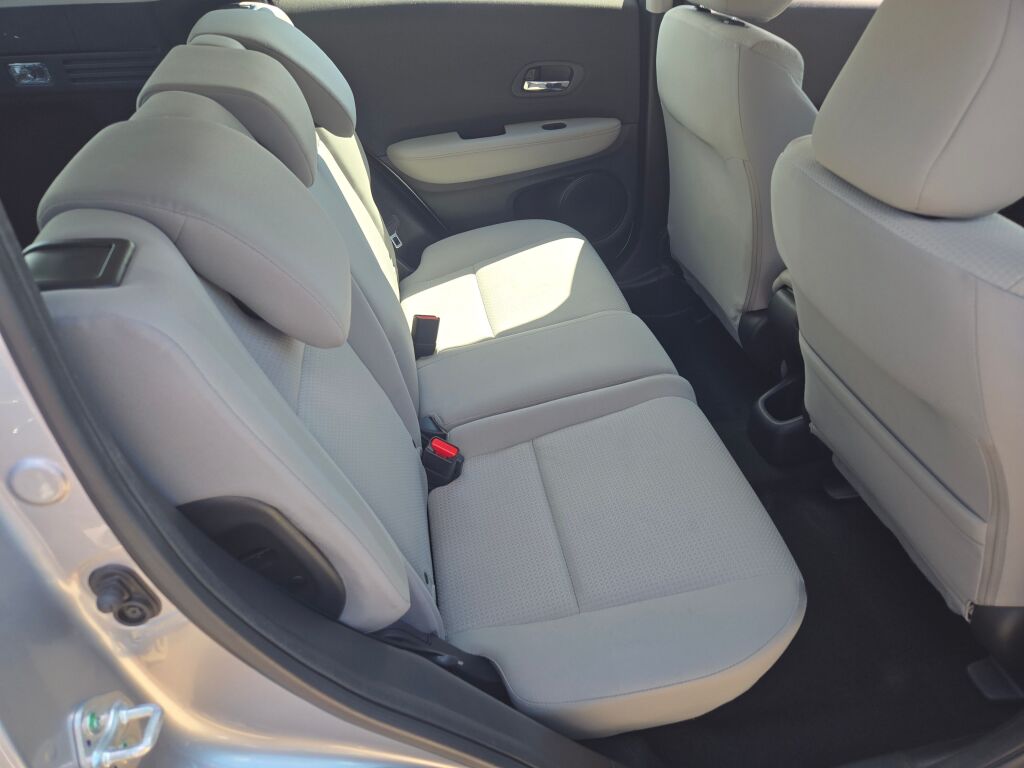 2022 Honda HR-V LX photo 6