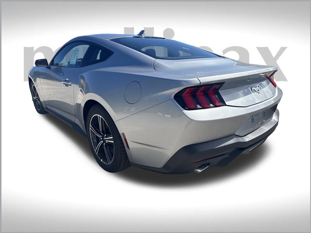 2025 Ford Mustang EcoBoost photo 3