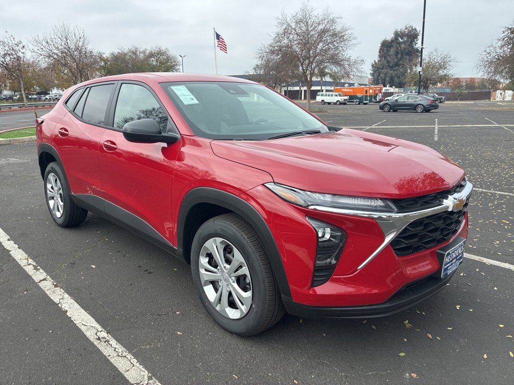 2026 Chevrolet Trax LS's photo