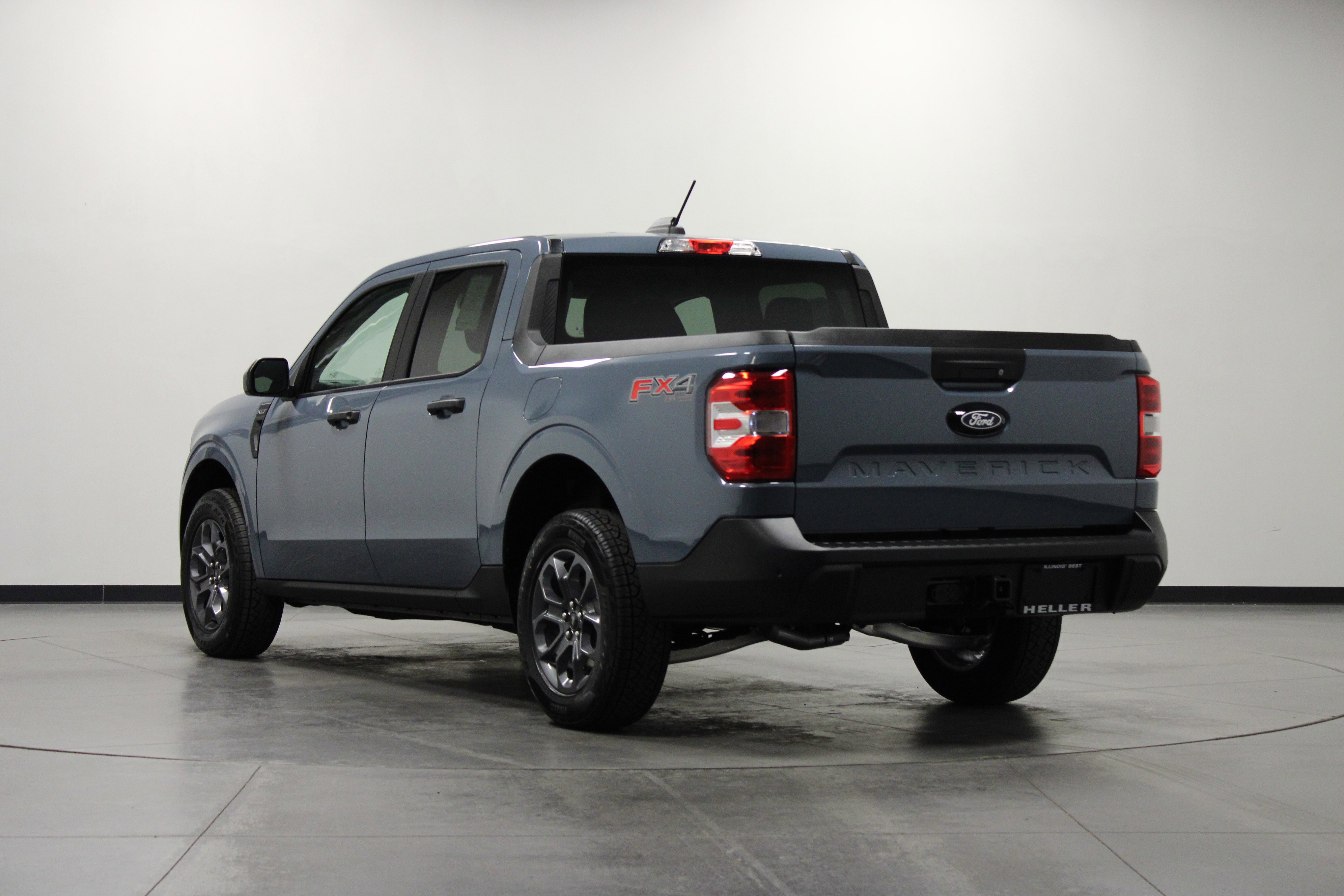 2025 Ford Maverick XLT photo 3