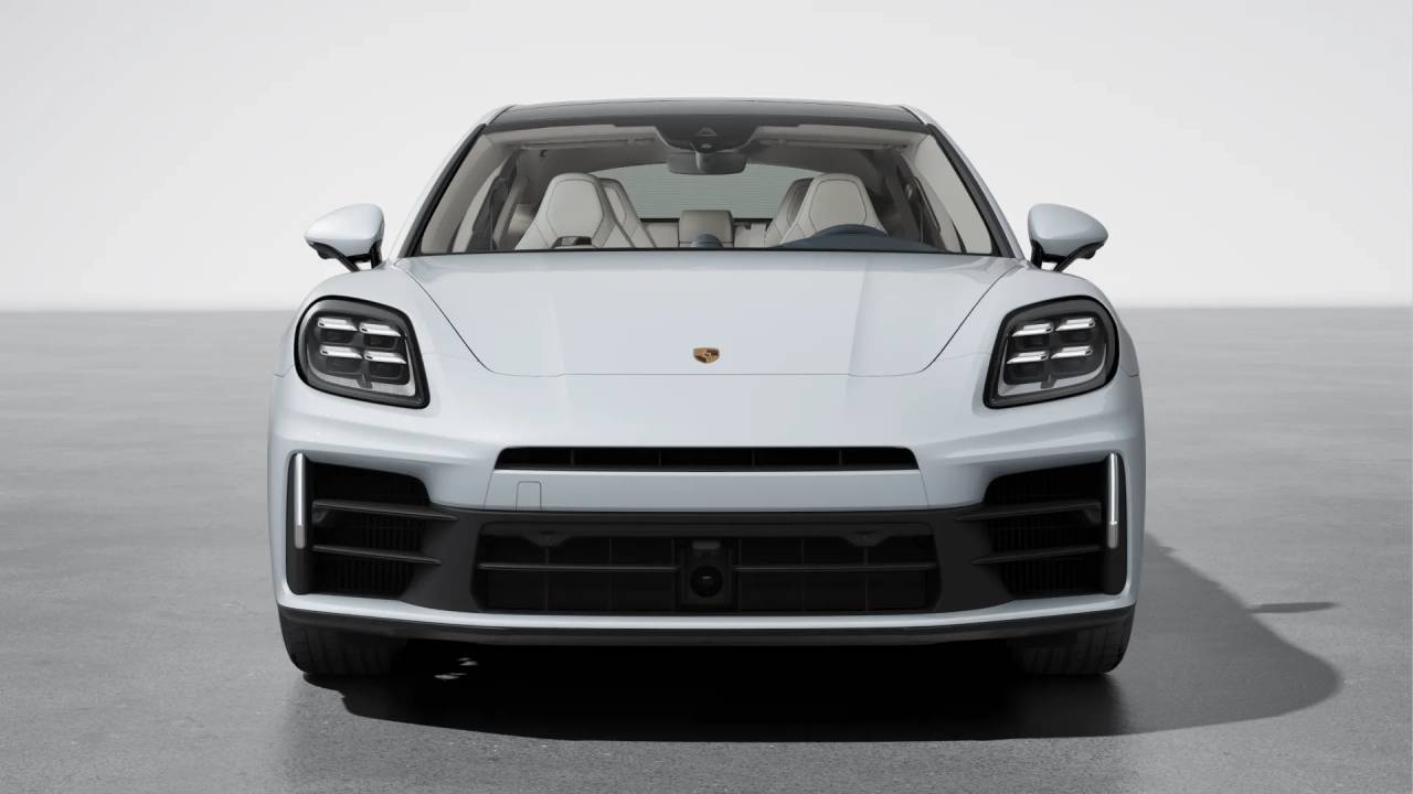 2026 Porsche Panamera 4 photo 8