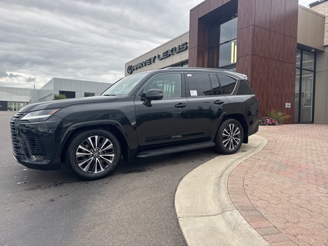 2025 Lexus LX 600 Premium photo 9