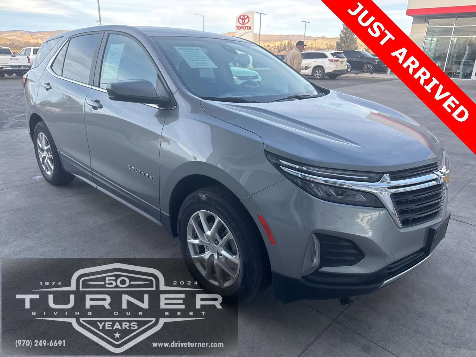 2024 Chevrolet Equinox LT's photo