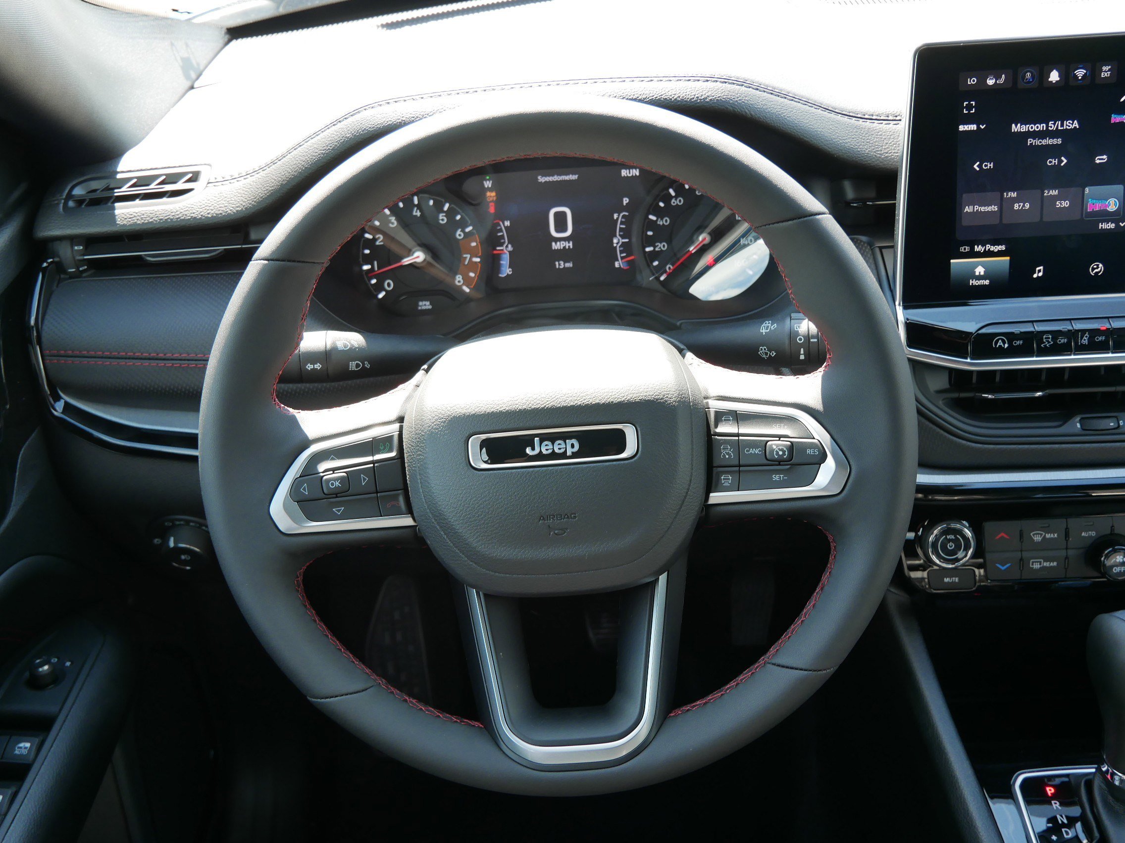 2025 Jeep Compass Trailhawk photo 6