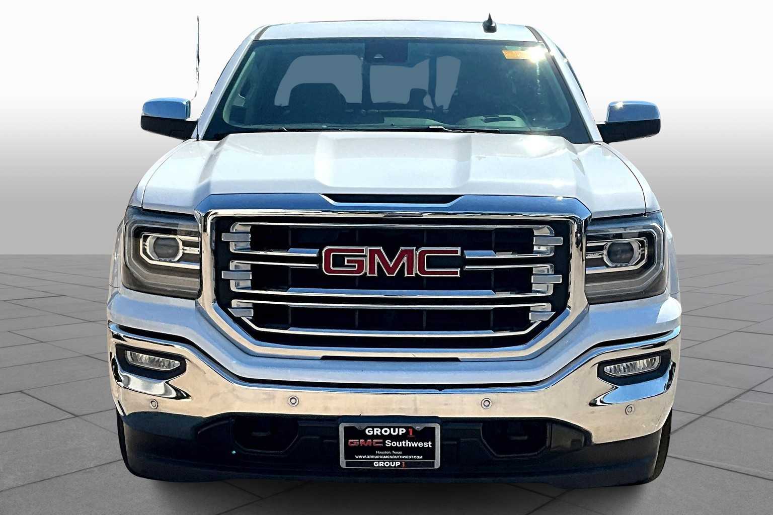 2018 Gmc Sierra 1500 SLT photo 3
