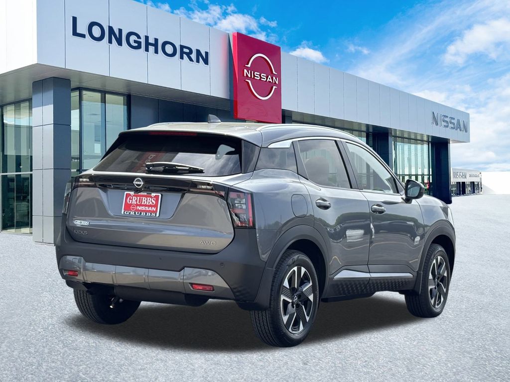 2025 Nissan Kicks SV photo 2