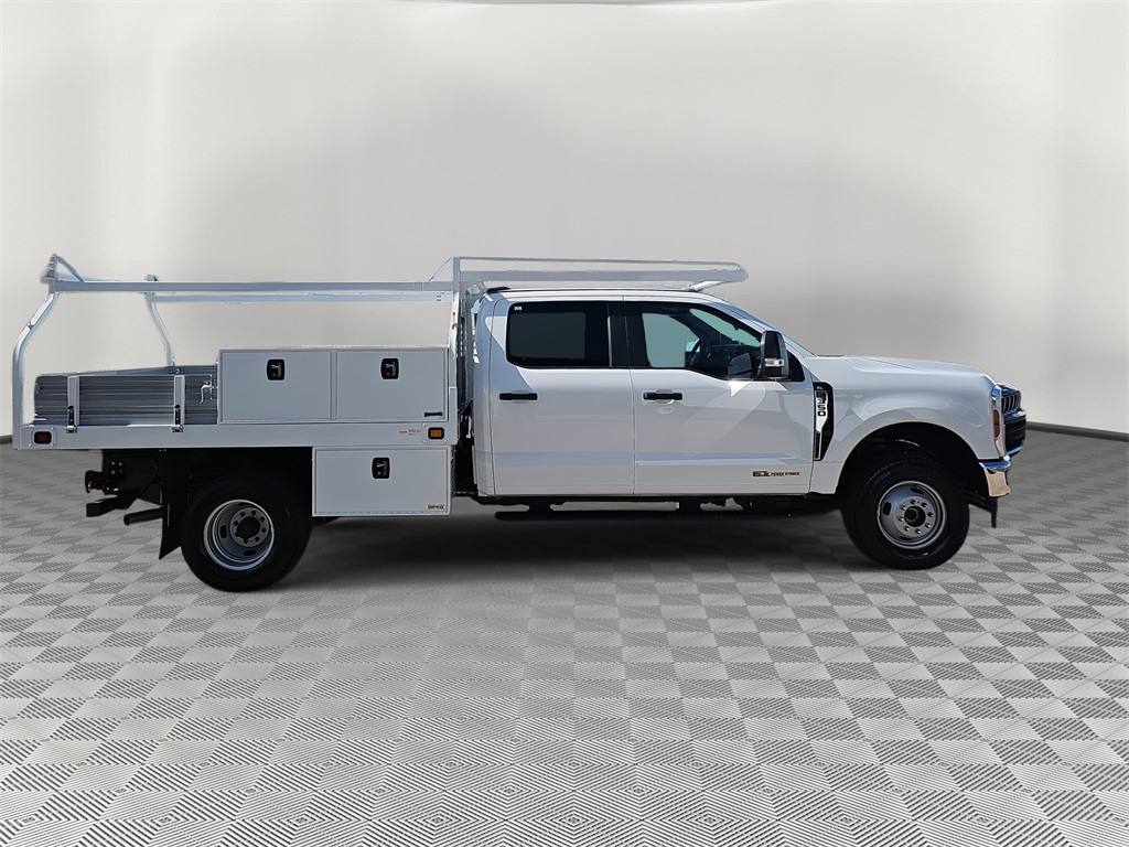2024 Ford F-350 XL photo 2