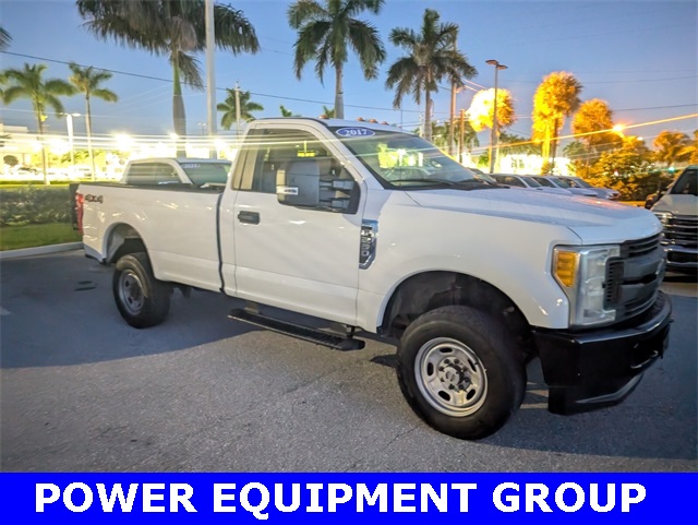 2017 Ford F-250 XL photo 2