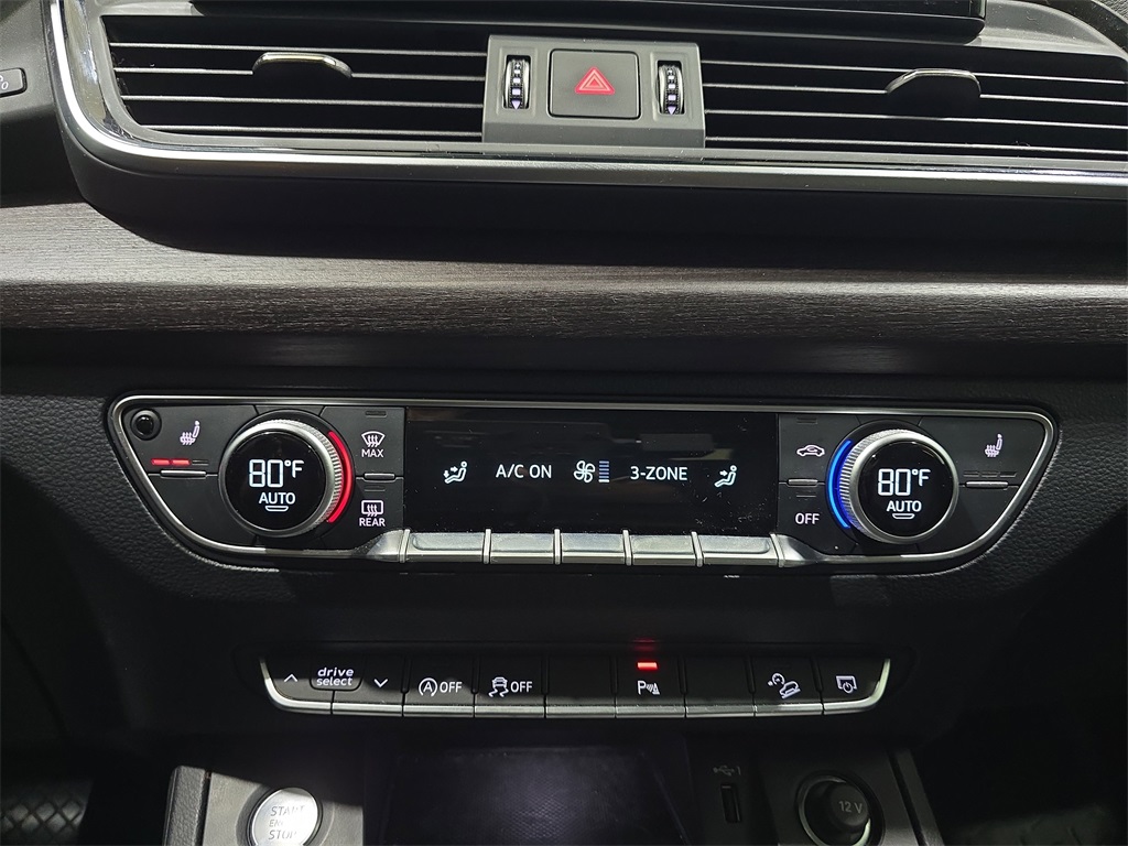 2022 Audi Q5 45 S line Premium photo 17