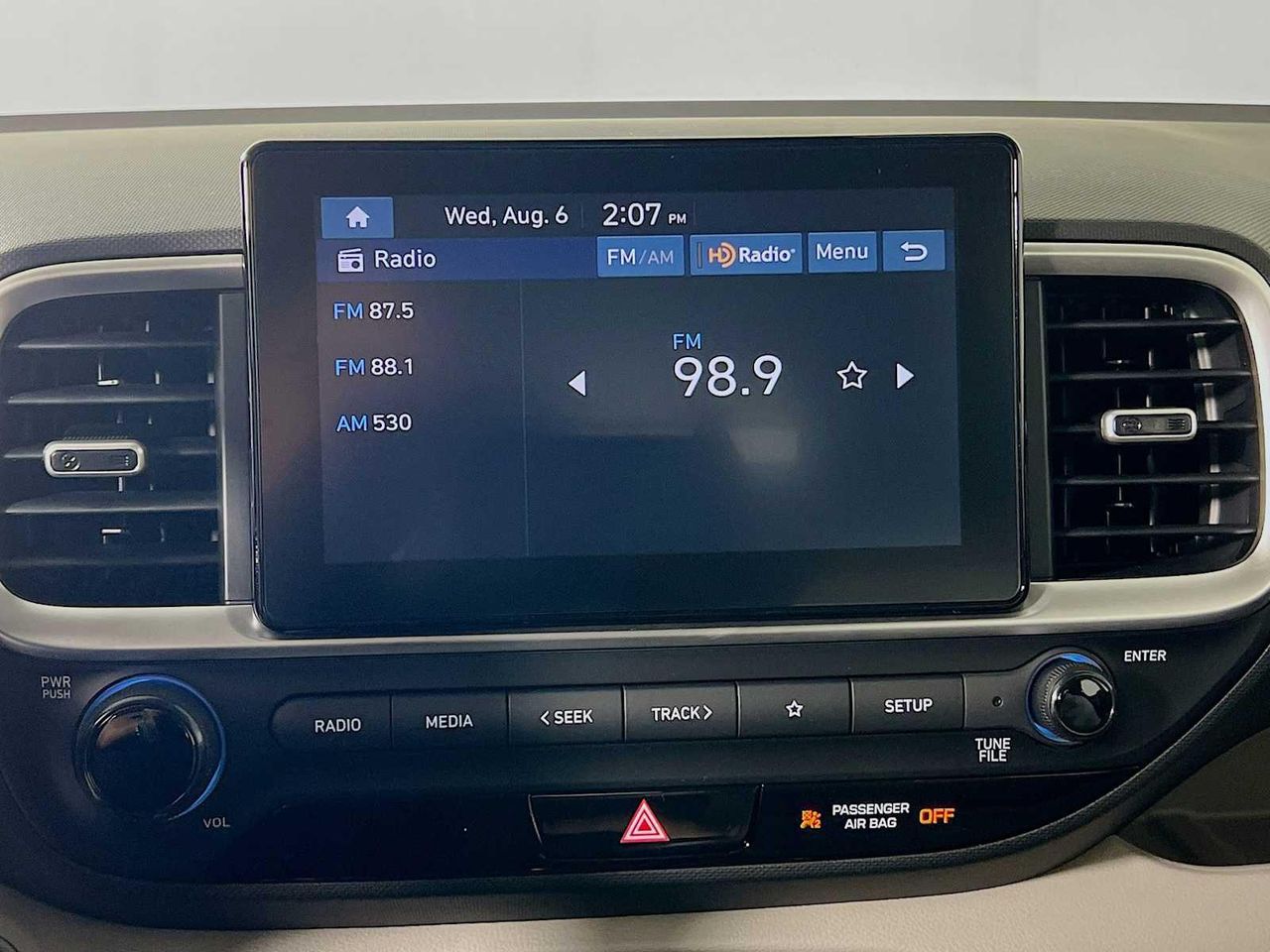 2025 Hyundai Venue SEL photo 7