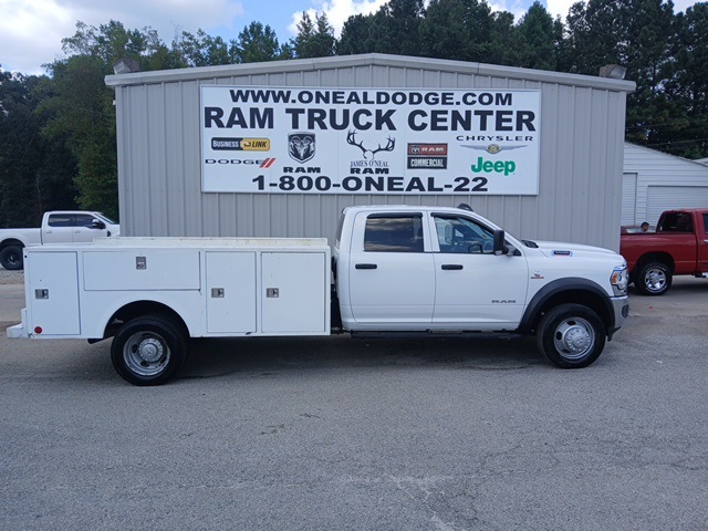 2021 Ram 5500 photo 2