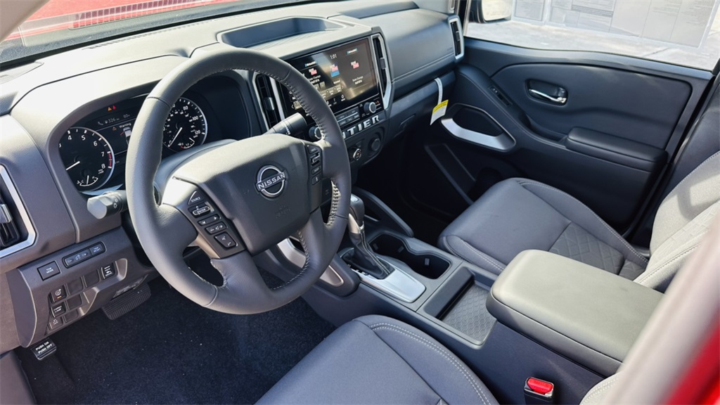 2025 Nissan Frontier King Cab SV photo 10