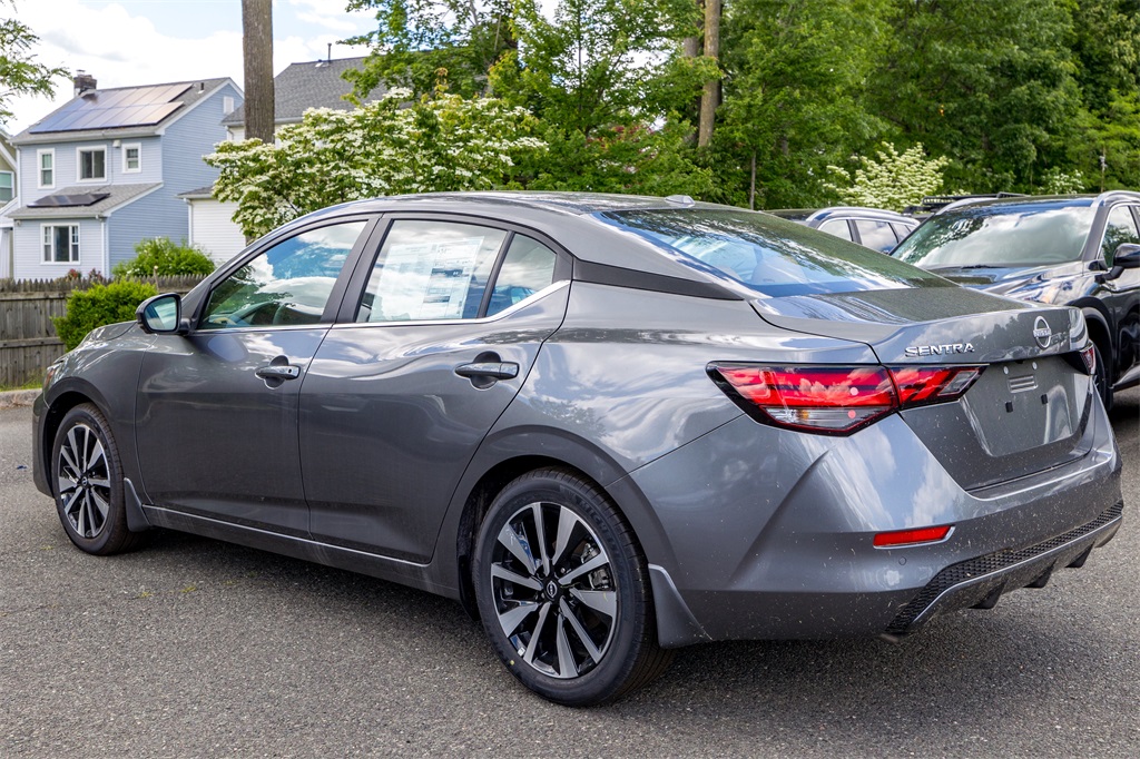 2025 Nissan Sentra SV photo 7