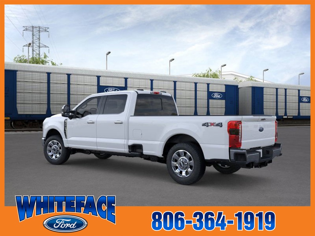 2026 Ford F-350 Lariat photo 3