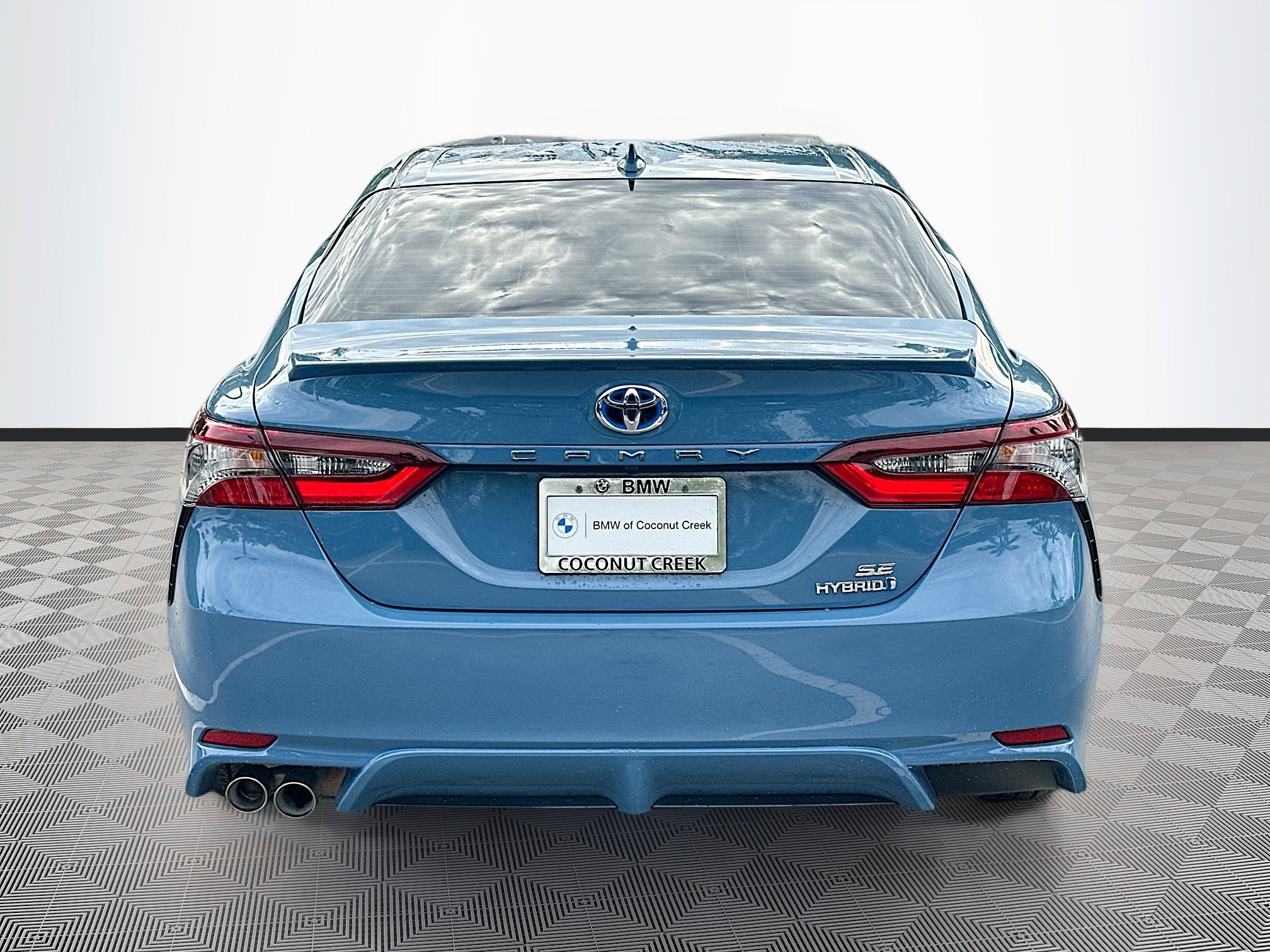 2024 Toyota Camry SE photo 6