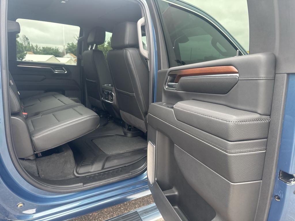 2024 Gmc Sierra 2500 Denali photo 17