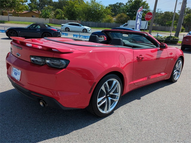 2022 Chevrolet Camaro 2LT photo 4