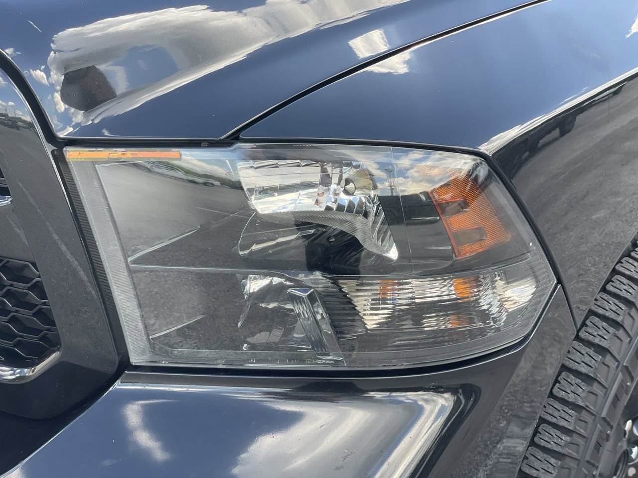 2018 Ram 1500 Express photo 6