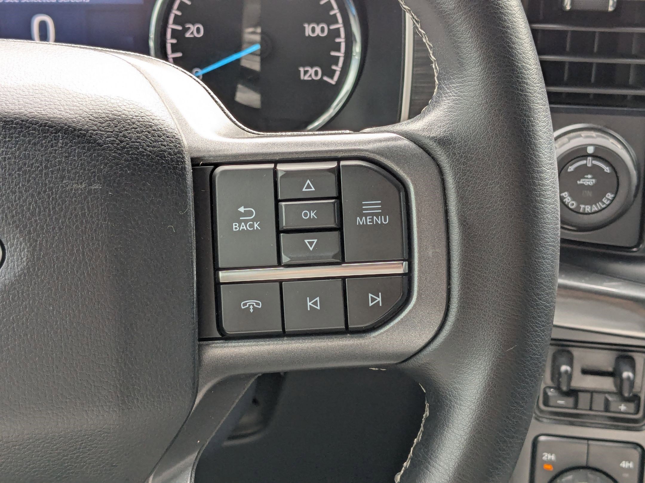 2023 Ford F-150 XLT photo 17