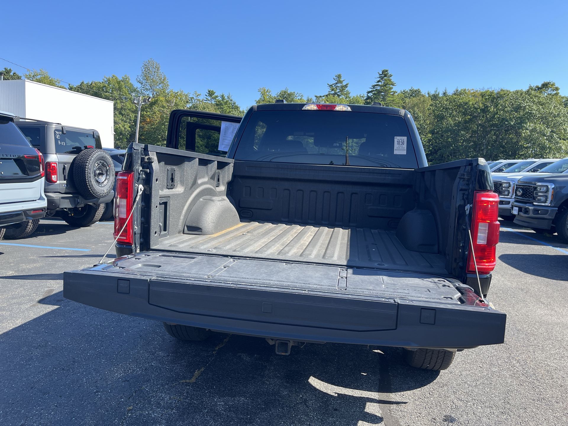 2022 Ford F-150 XLT photo 2