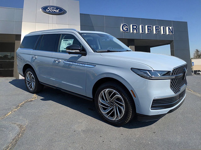 2025 Lincoln Navigator Reserve's photo