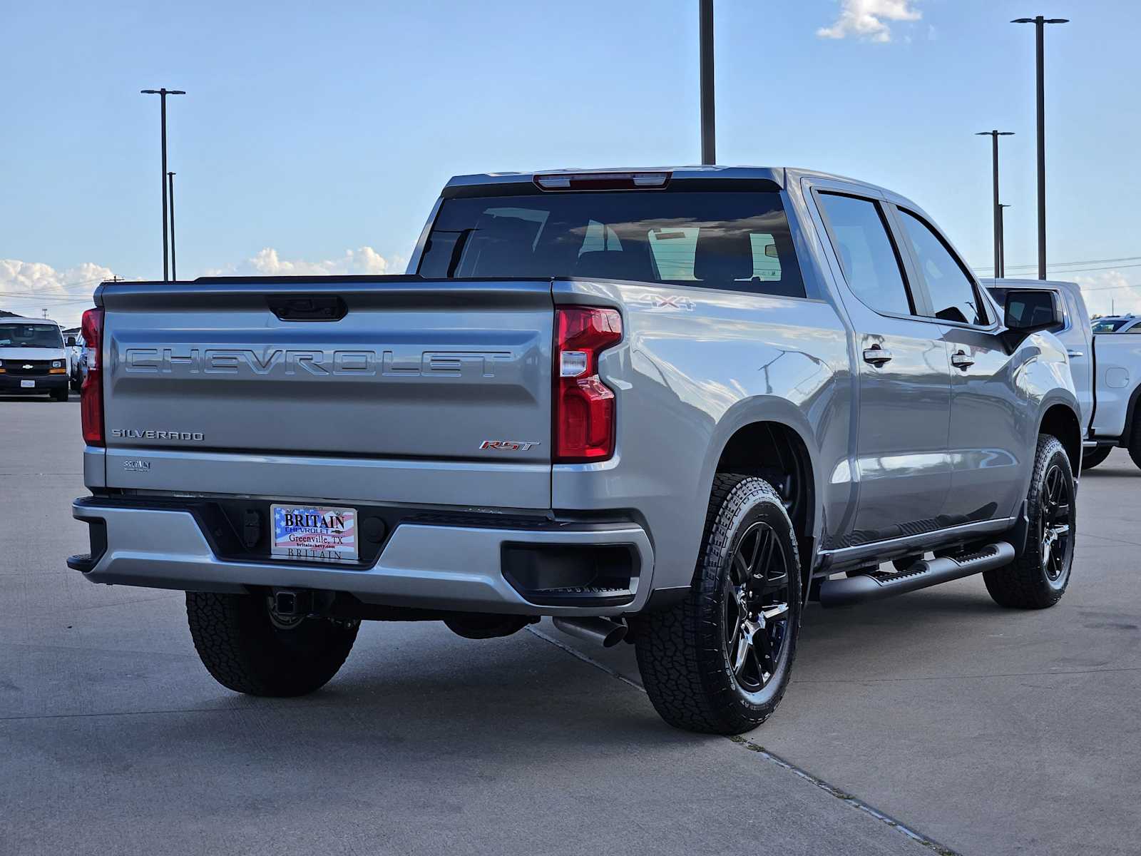 2026 Chevrolet Silverado 1500 RST photo 4