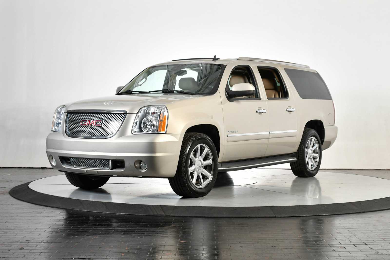2011 GMC Yukon XL Denali