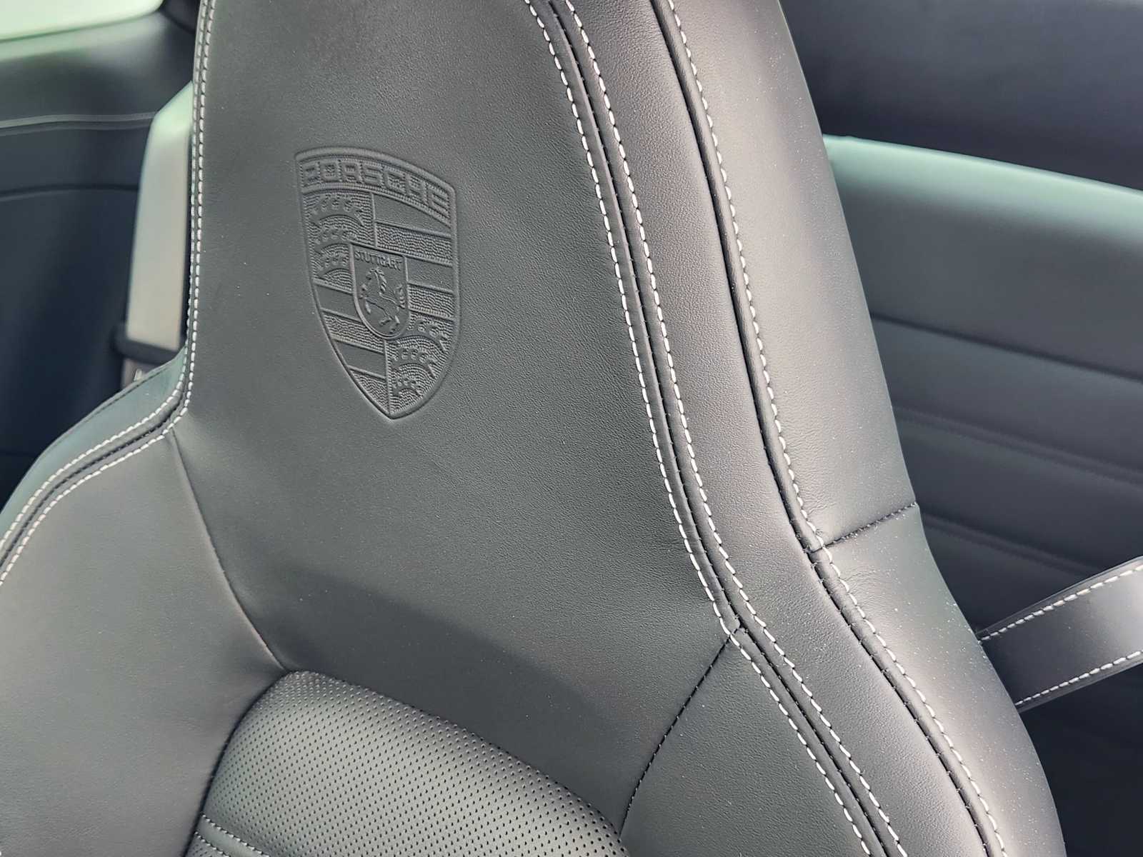 2024 Porsche 911 GTS photo 12