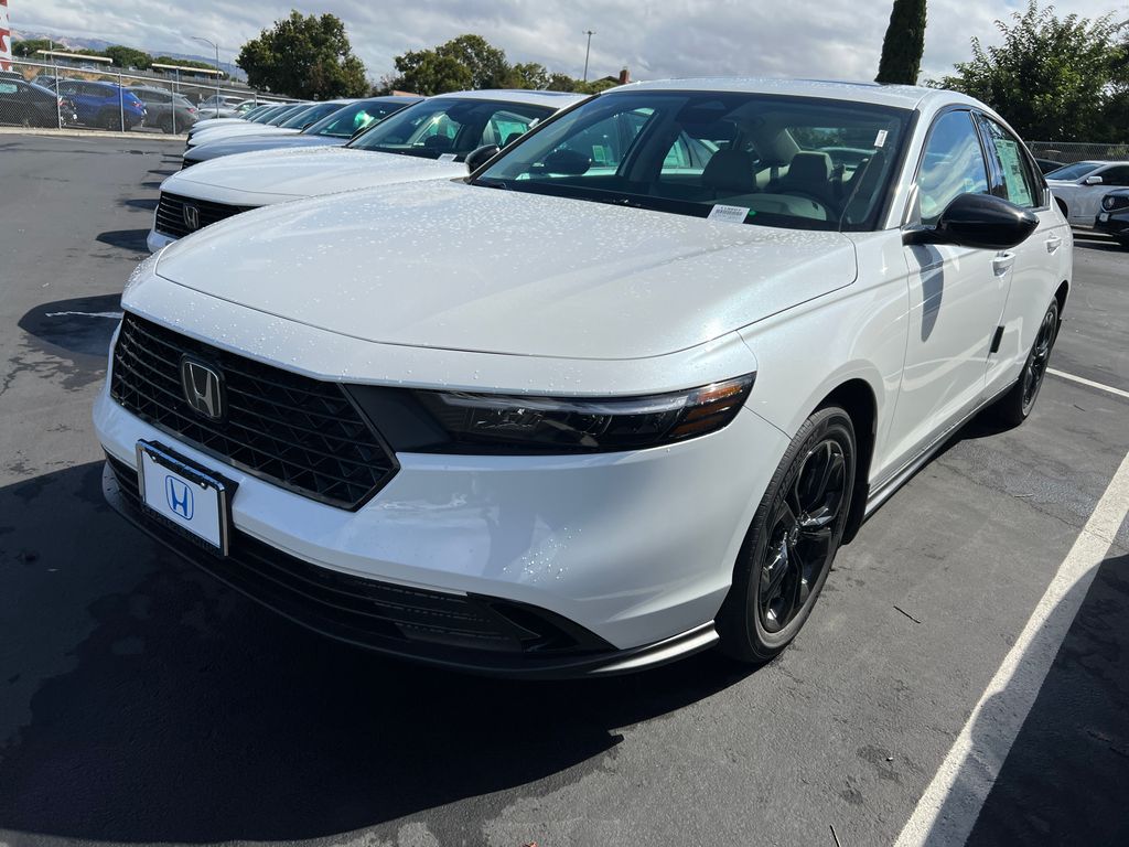 2025 Honda Accord SE's photo