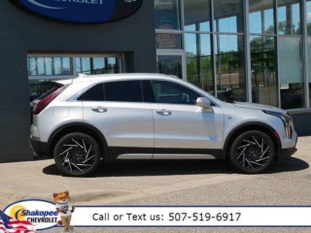 Used 2020 Cadillac XT4 Premium Luxury with VIN 1GYFZDR4XLF059503 for sale in Shakopee, Minnesota