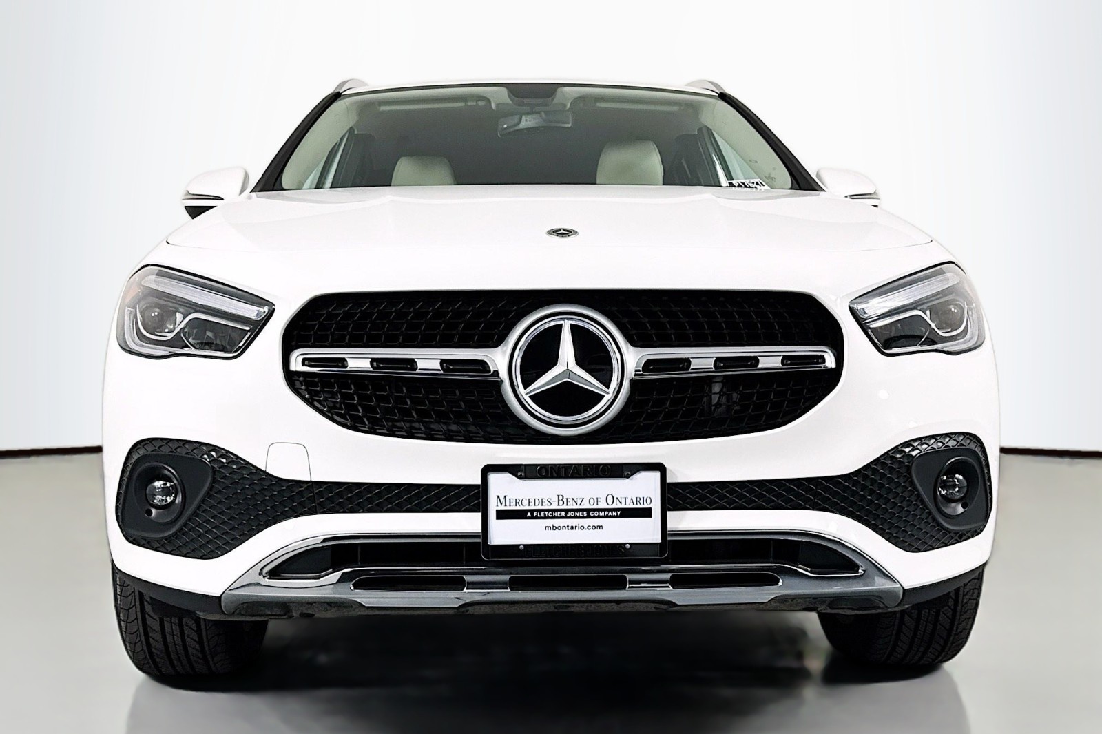 2022 Mercedes Benz GLA 250 photo 2