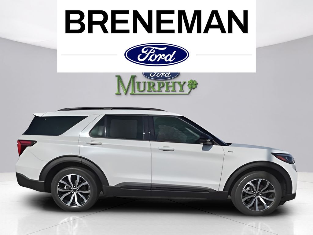 2025 Ford Explorer ST-Line photo 4