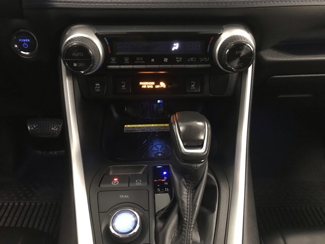2021 Toyota RAV4 Hybrid XSE photo 15