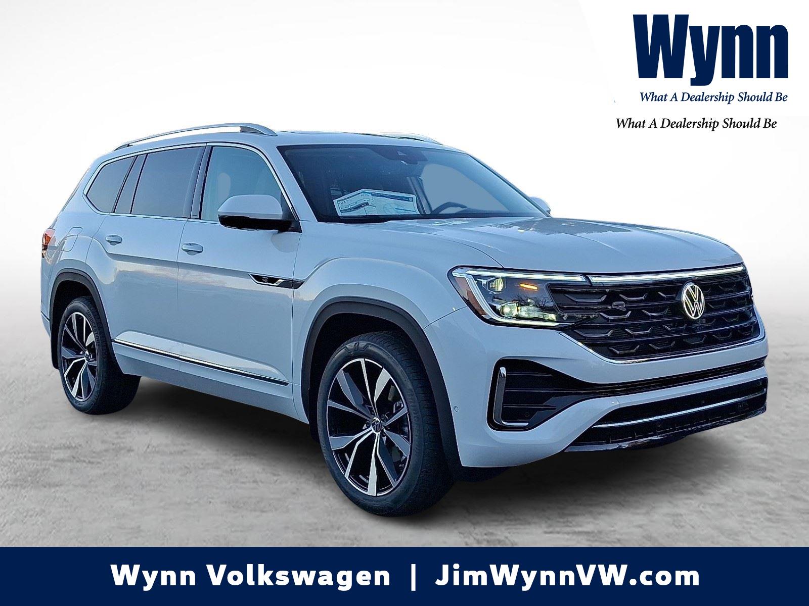 2026 Volkswagen Atlas SEL Premium R-Line's photo