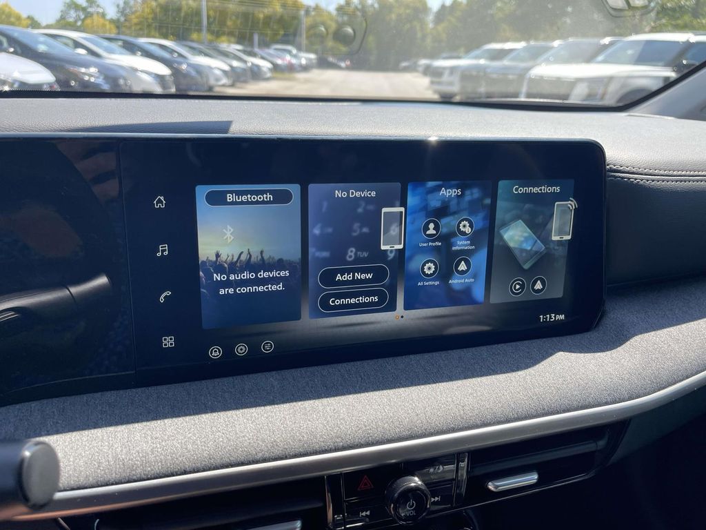 2026 Nissan Kicks SV photo 22